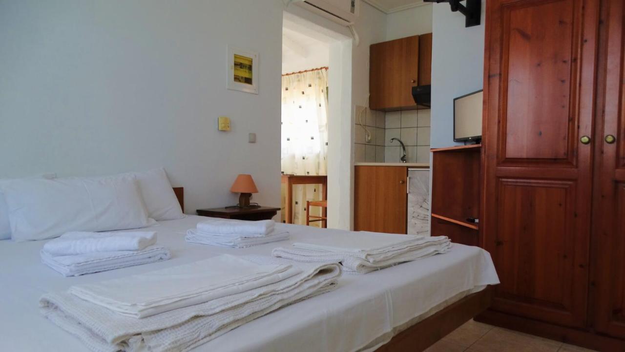 Agrambeli Rooms & Apartments Lefkáda Esterno foto