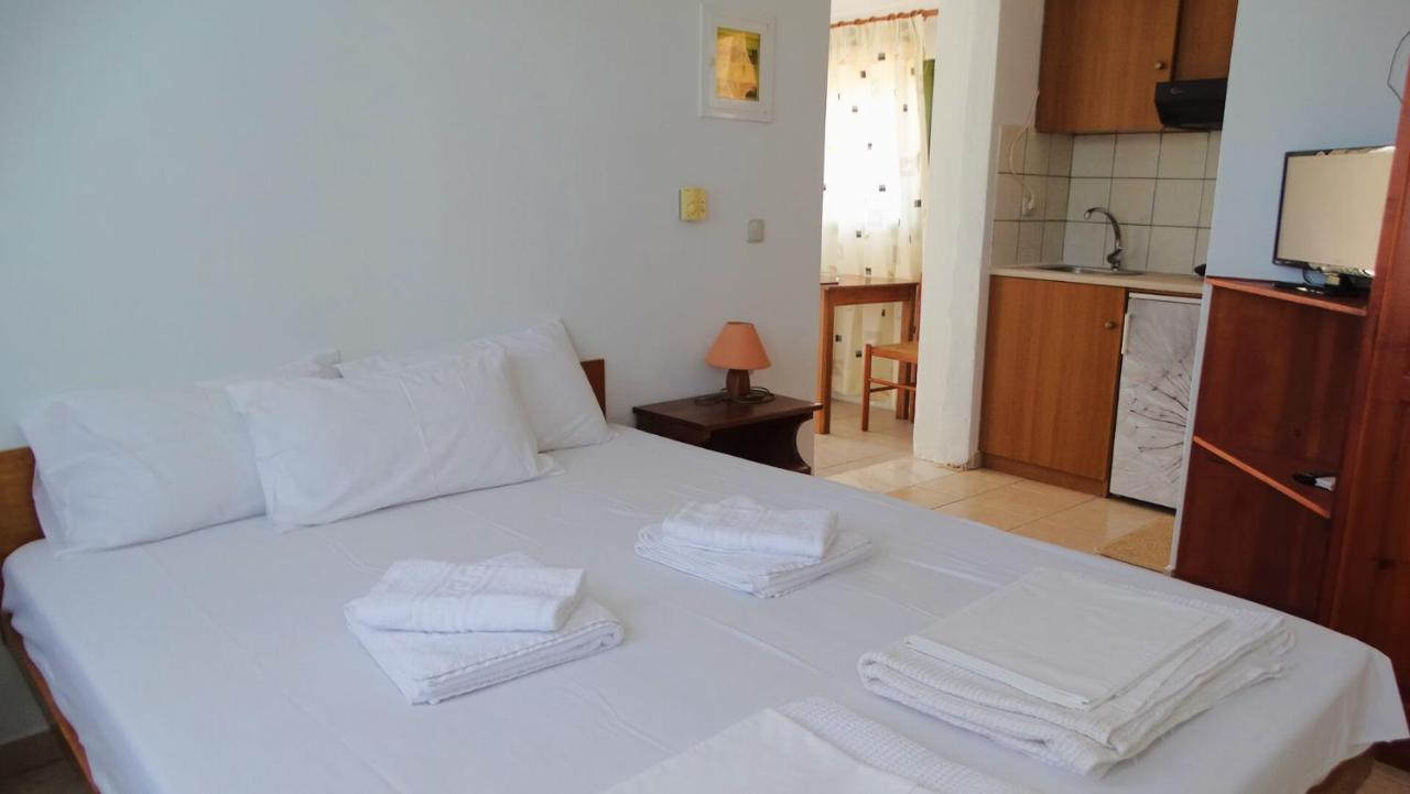 Agrambeli Rooms & Apartments Lefkáda Esterno foto